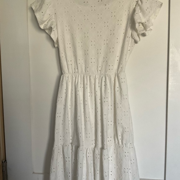 2/$15 Girls size 8 Spring Dress - Picture 2 of 4